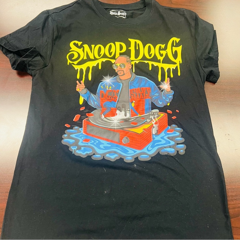 Snoop Dogg Black Graphic Tee - Short Sleeve